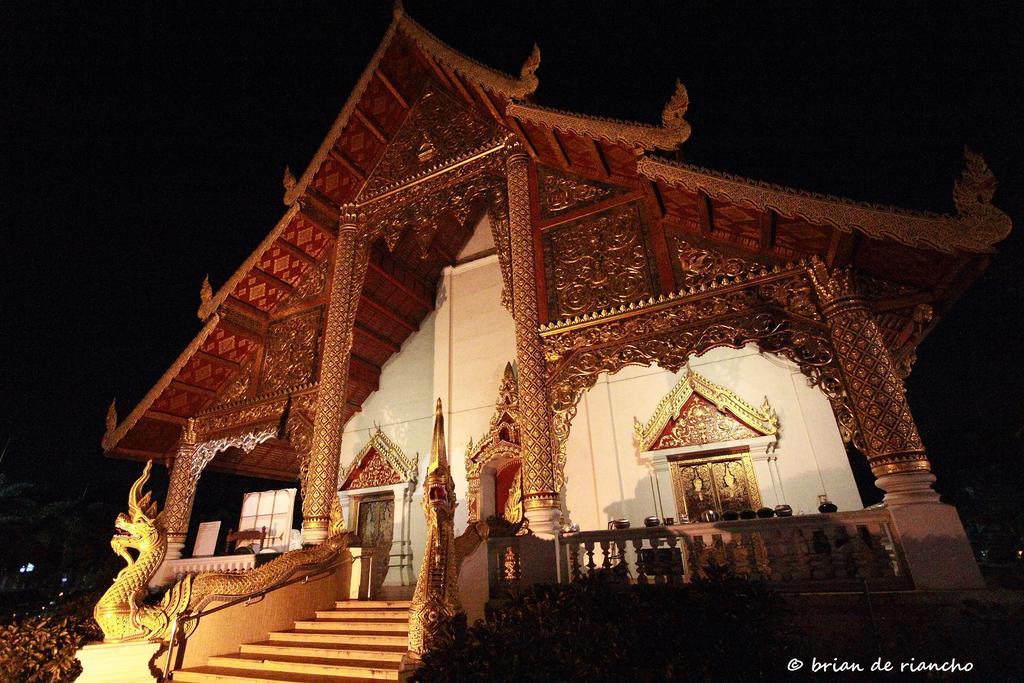 Neo Court Hotel Chiang Mai Bagian luar foto
